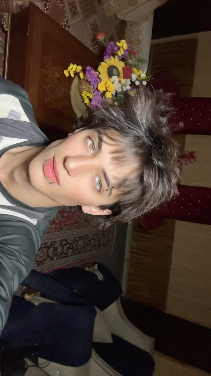 HAIDER — side facing