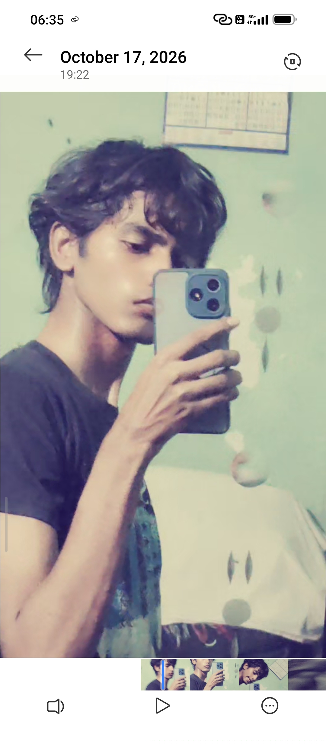 chiku โ side facing